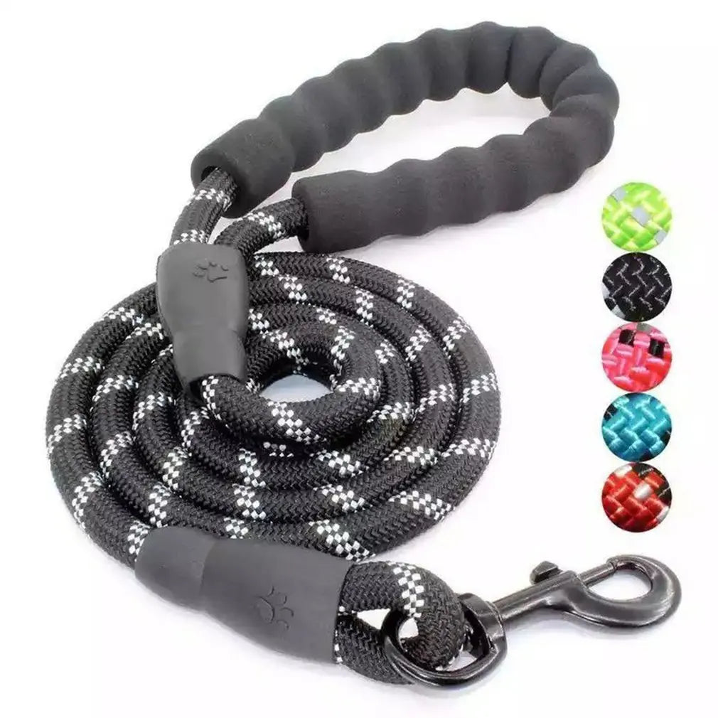 Comfort padded dog lead with reflective strip for added safety during walks, providing both comfort and visibility